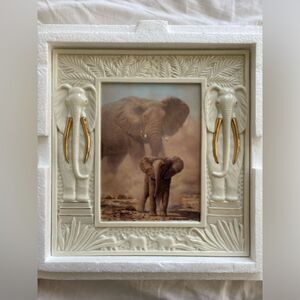 Heart of Africa by John Seery-Lester Authenticated Decorative Plate